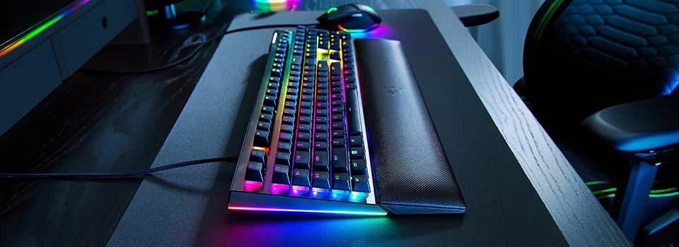 Razer Blackwidow V4 Gaming Klavye H2