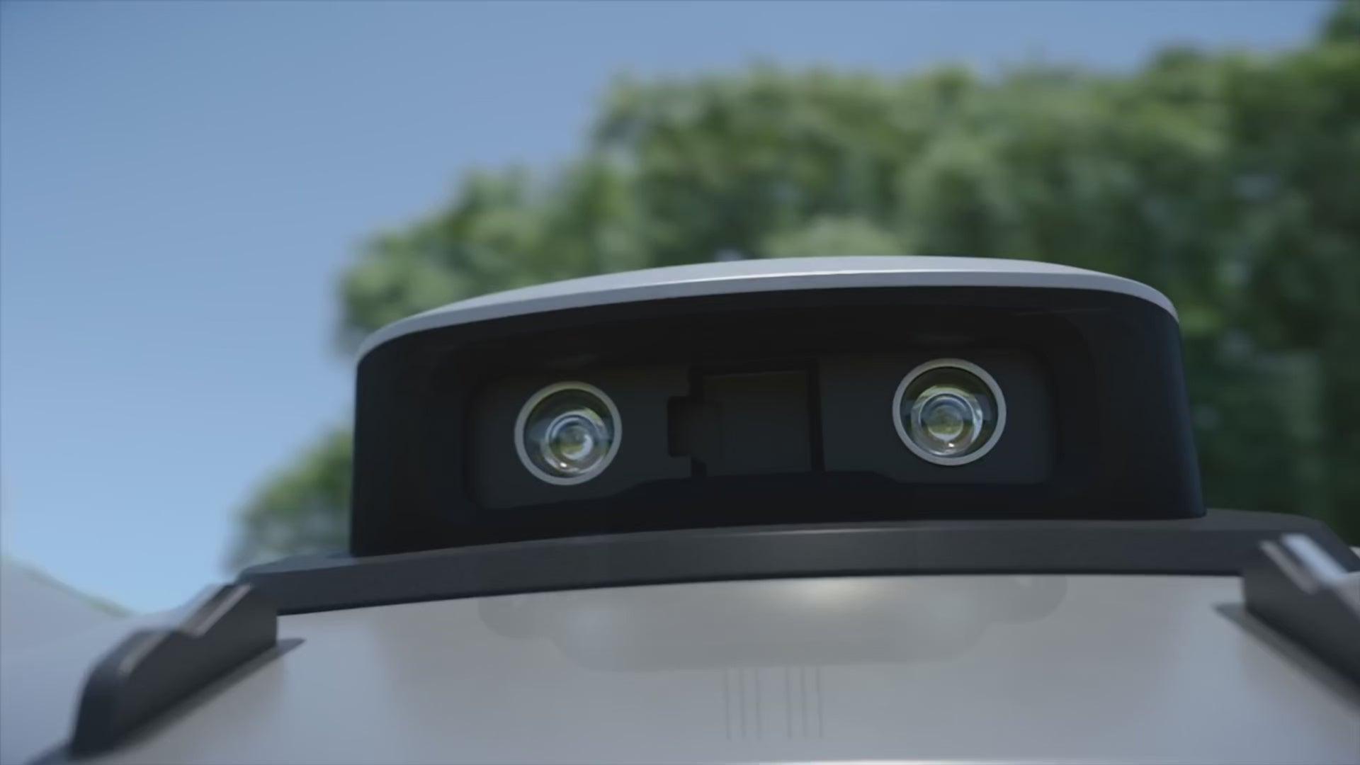 Video yükle: Sunseeker robotik çim biçme makinesi çim biçiyor video küçük resmi