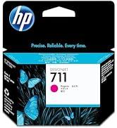 Metin "HP" ve "711" olarak gösterir. HP 711 Macenta Mürekkep Kartuşu, mavi ve siyah tasarımlı perakende paketinde, yazıcı sarf malzemeleri ürün kodu.