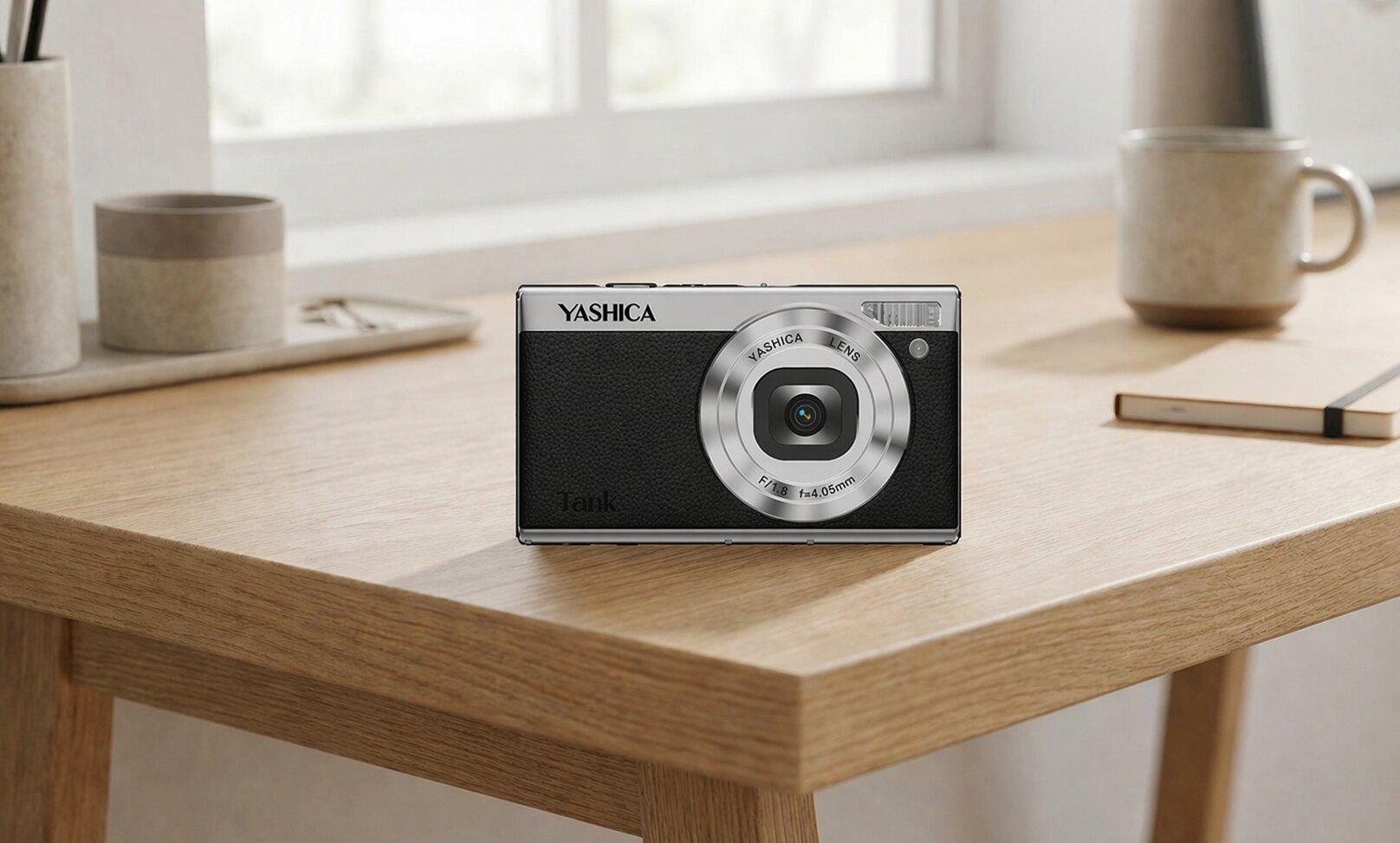YASHICA Tank kompakt ve hafif tasarım