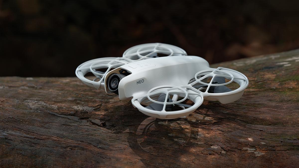 DJI Neo