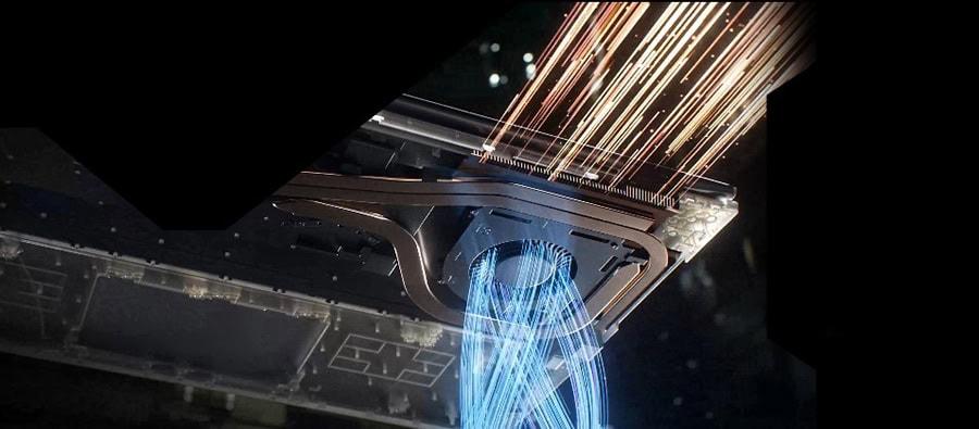 Yüksek teknolojiyle donatılmış bilgisayar bileşeni, soğutma ve performans artırıcı gelişmiş özellikler içeriyor. Gaming ve teknoloji tutkunları için ideal, yüksek performanslı bilgisayar donanımı görseli.