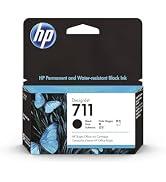 Metinler "HP 711" ve "HP Designjet ve DesignJet Black Ink" yazıyor. HP 711 Siyah Mürekkep Kartuşu, mavi çizgili ve ürün bilgileriyle birlikte siyah pakette.