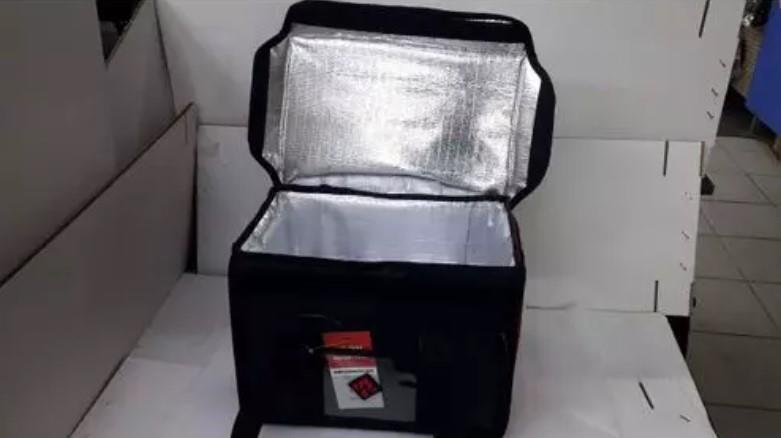 windtech-kurye-yemek-servis-cantasi-motosiklet-tasima-cantasi-33x22x23-siyah-kirmizi-26498.jpg (781×438)
