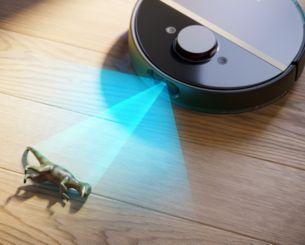 Ayakkabı veya oyuncak gibi küçük nesneleri algılar ve onlardan kaçınır