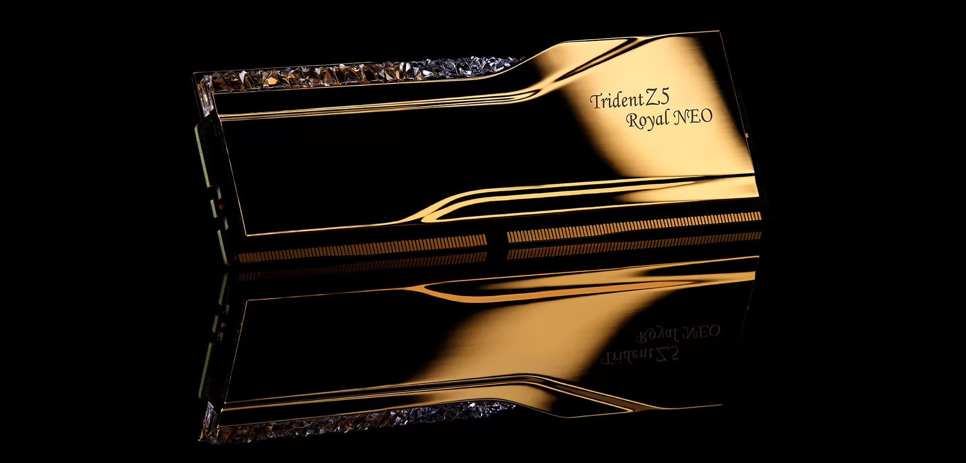 Trident Z5 Royal Neo DDR5 bellek