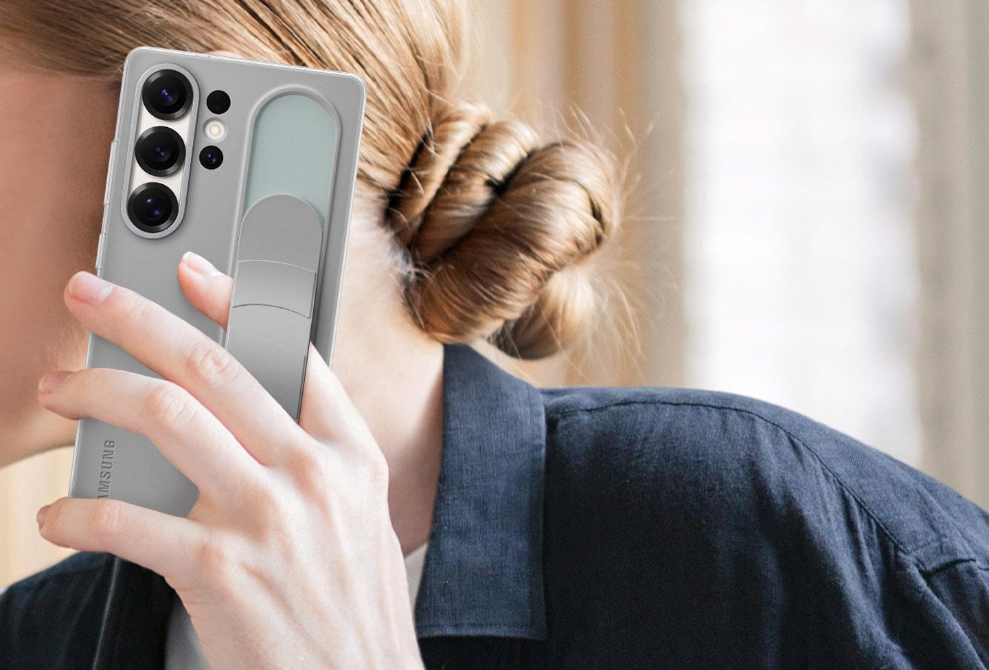 Samsung Galaxy S25 Ultra Standlı Kordonlu Kılıf