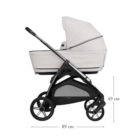 Bebek arabası, bebek arabası içeren bir resimYapay zeka tarafından oluşturulan içerik yanlış olabilir.